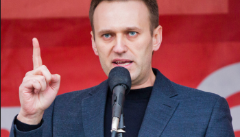 United Kingdom: Russian Activist Close to Navalny is Granted Asylum