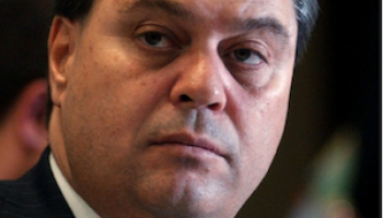 Brazil: Former Senator Arrested; Committee Recommends Impeaching Rousseff